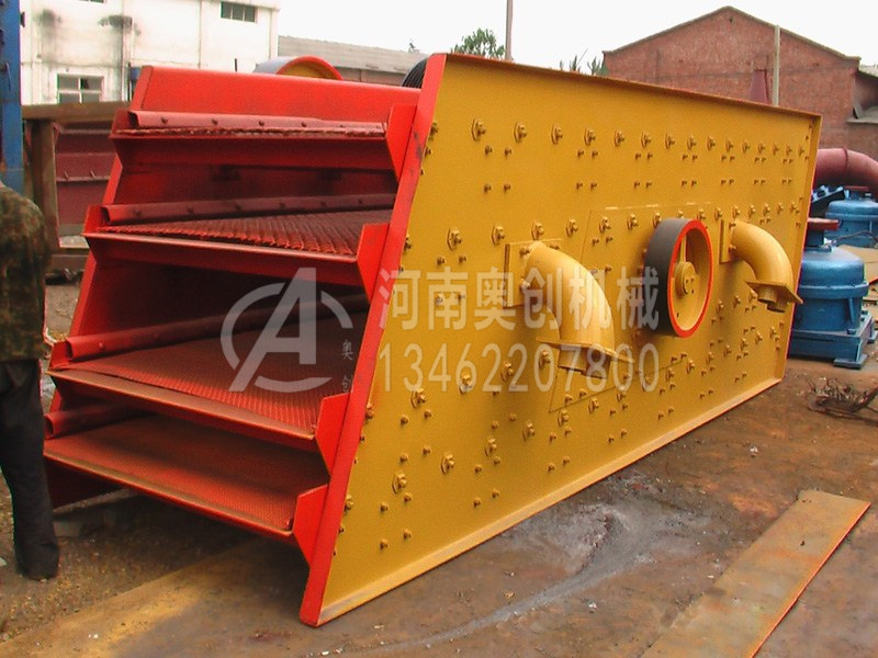 如果在使用圓振篩的過程中材料量太大，設備篩網會松弛