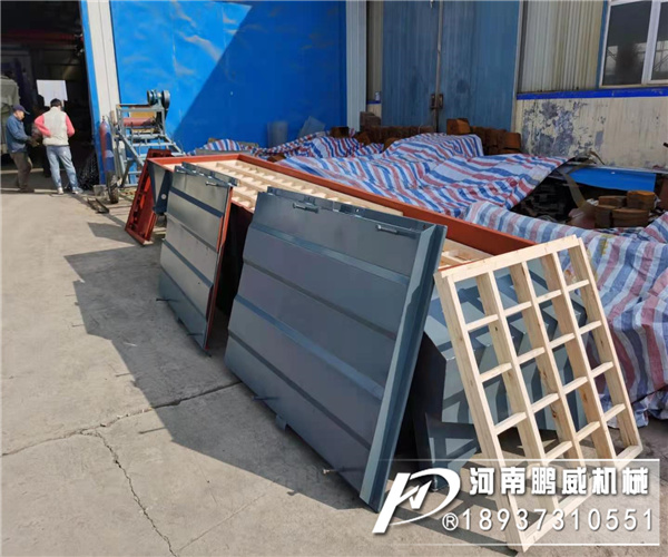 直線振動篩使用木質(zhì)網(wǎng)架有哪些優(yōu)勢您知道嗎？