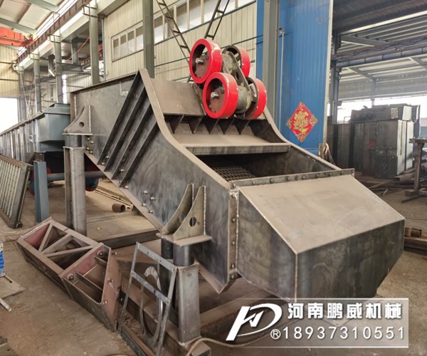 礦用圓振動篩設備上配件和易損件是那幾樣?